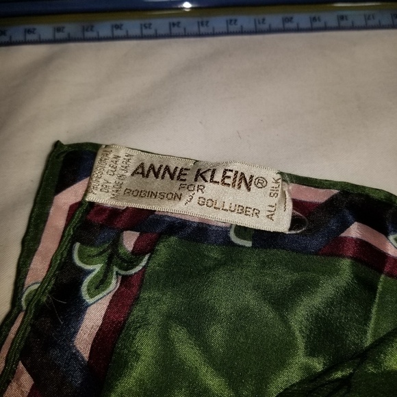 B7,940 Anne Klein Silk Scarf  **BOGO FREE** - Picture 4 of 4